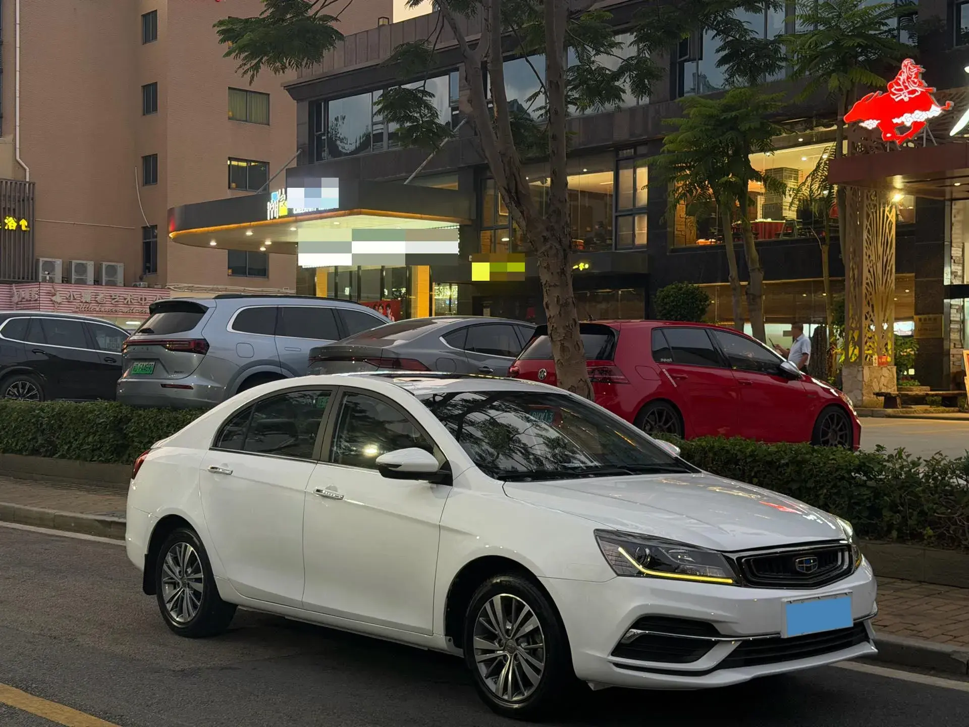2018 GEELY EMGRAND thumbnail 3
