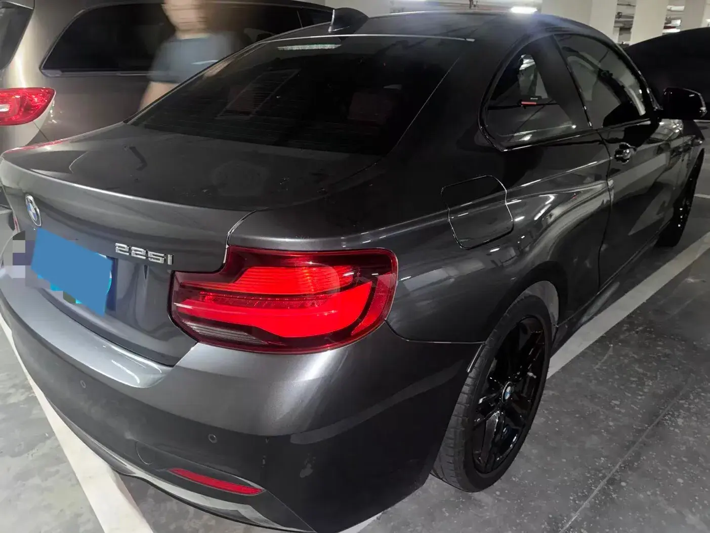 2019 BMW 2 thumbnail 2