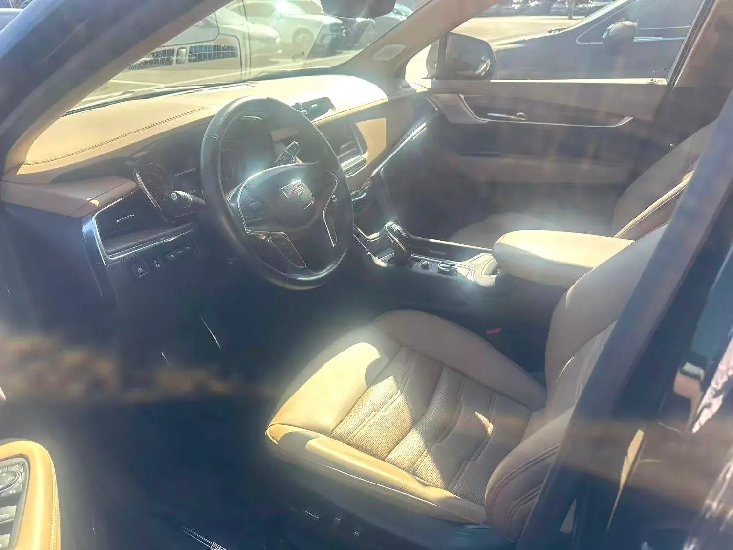 2021 CADILLAC XT5 thumbnail 2