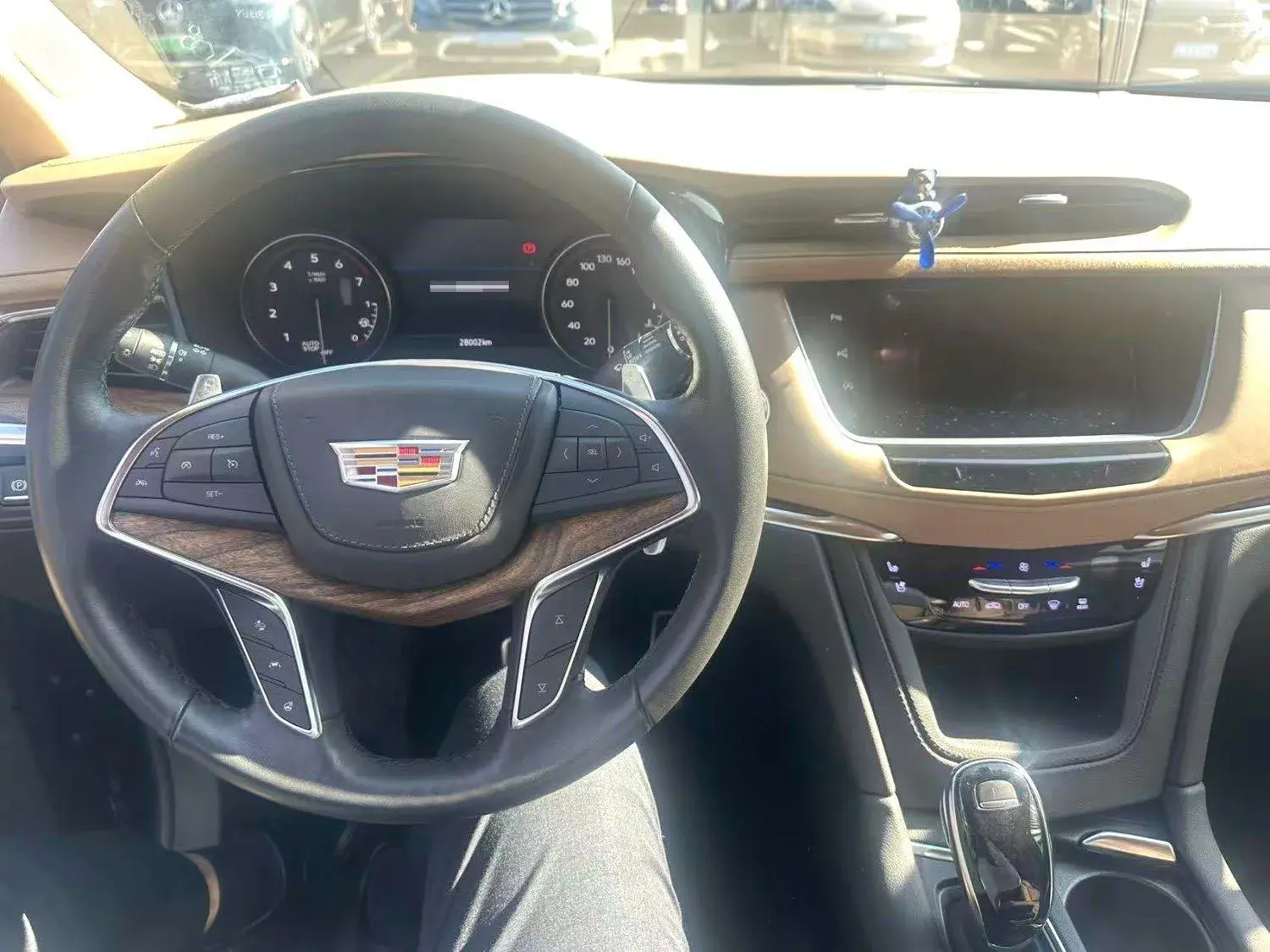 2021 CADILLAC XT5 thumbnail 3