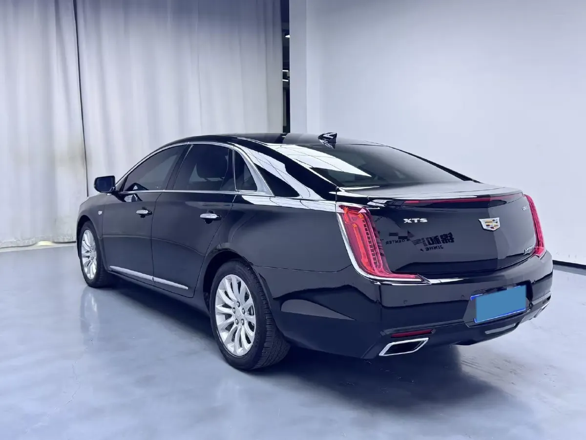2018 Cadillac XTS 2.0T 269HP L4 6AT,autocango,china used car exporter,china ev exporter,chinese used car exporter,chinese used ev exporter