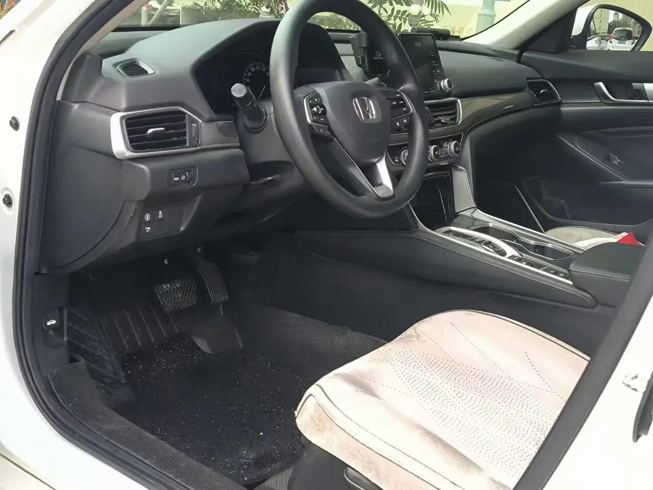 2018 HONDA ACCORD thumbnail 3