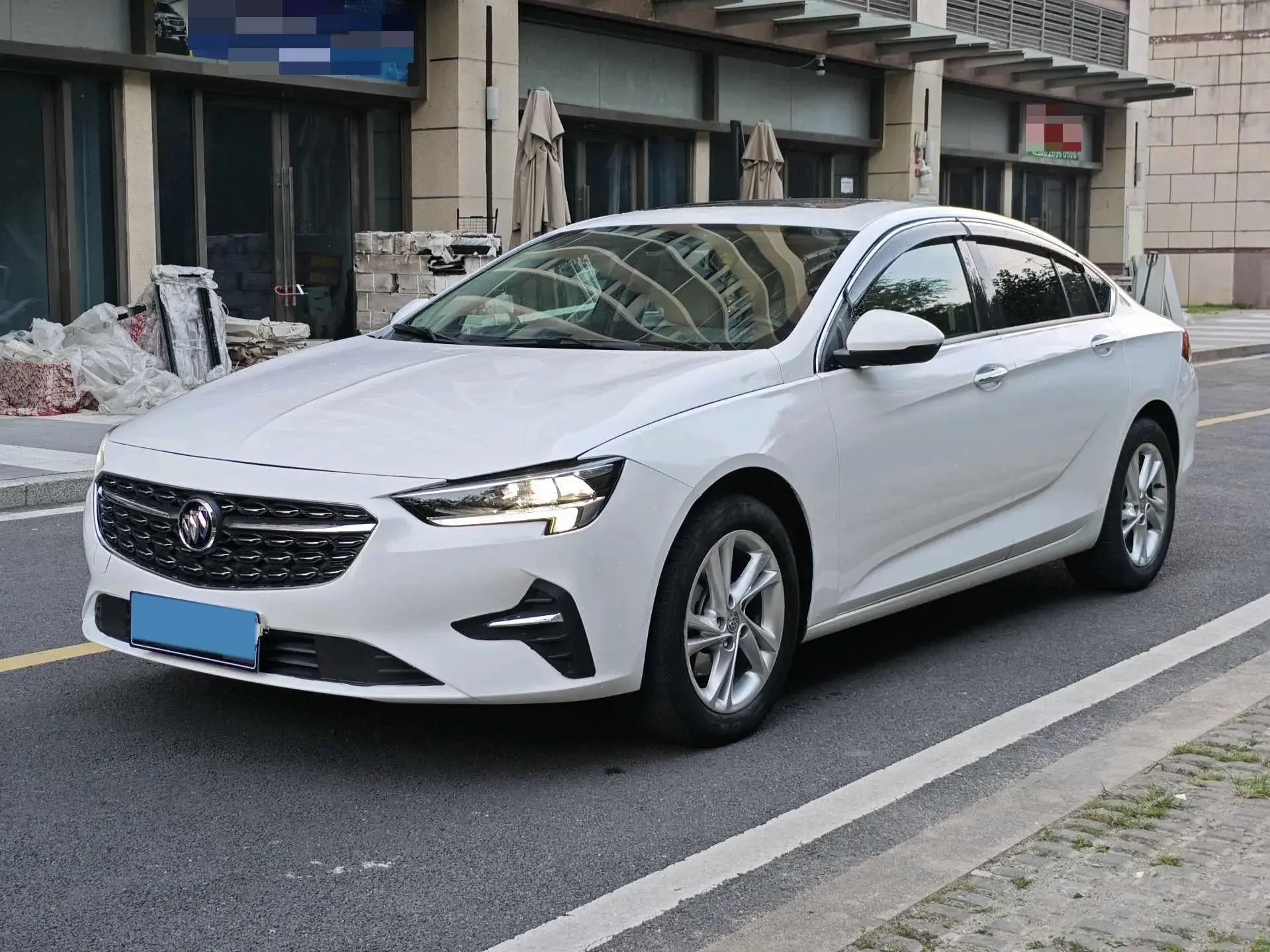 2020 BUICK REGAL view 1
