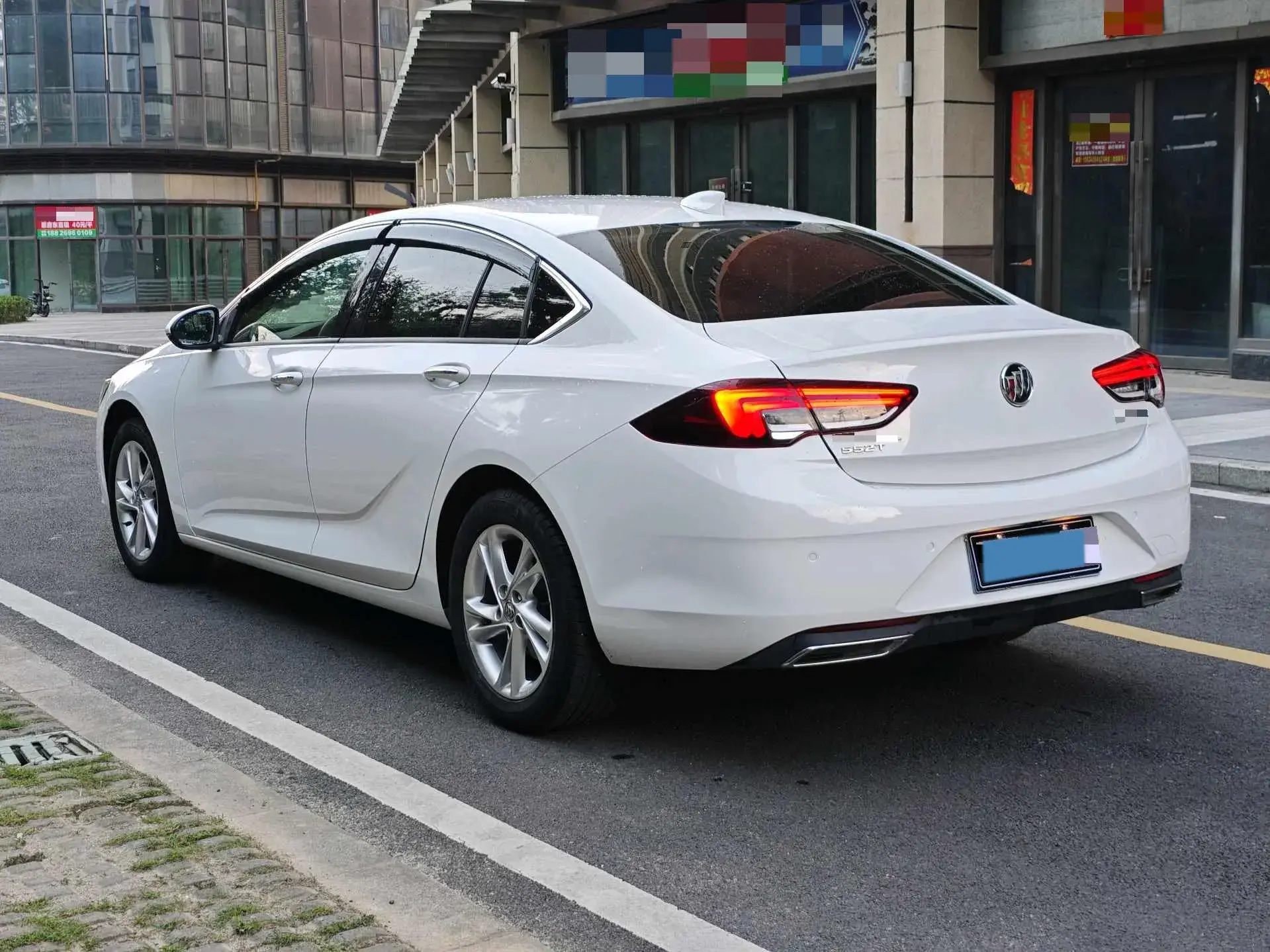 2020 BUICK REGAL thumbnail 4