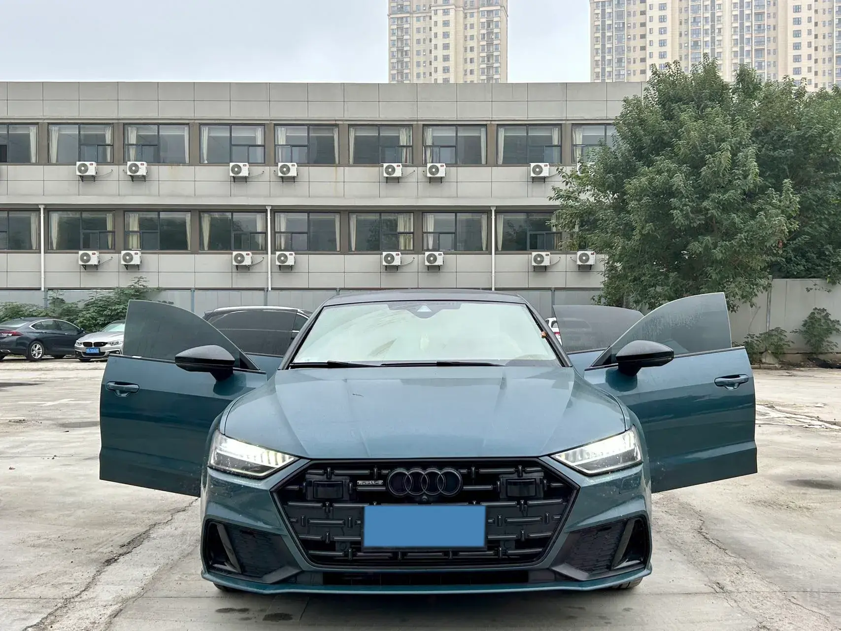 2022 AUDI A7L thumbnail 3