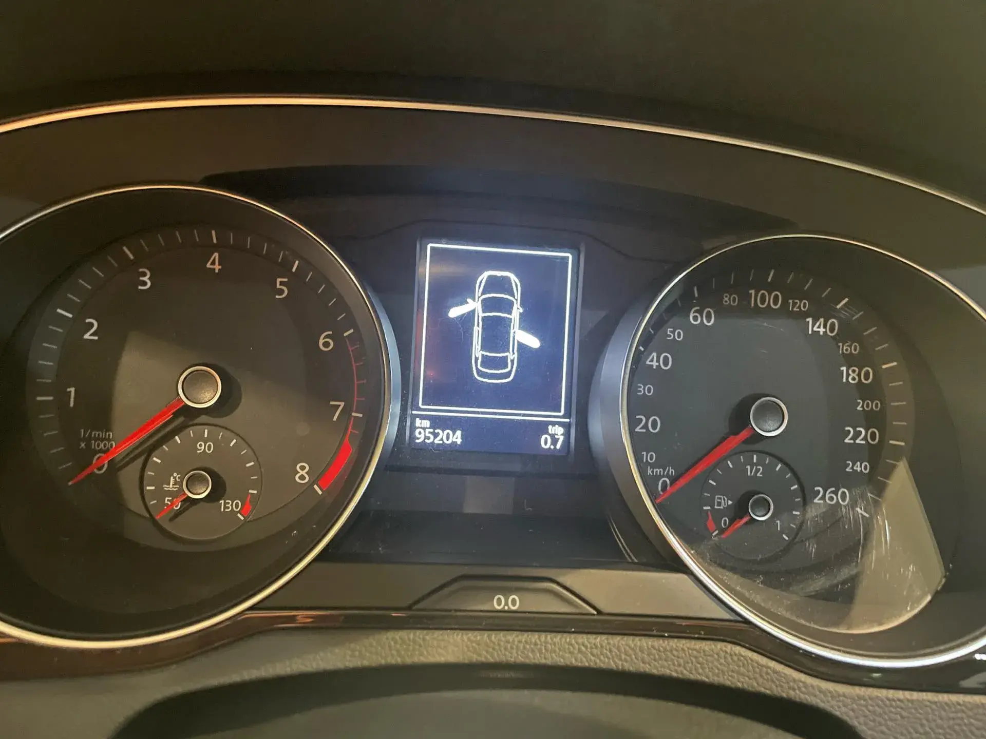 2018 VOLKSWAGEN MAGOTAN thumbnail 3