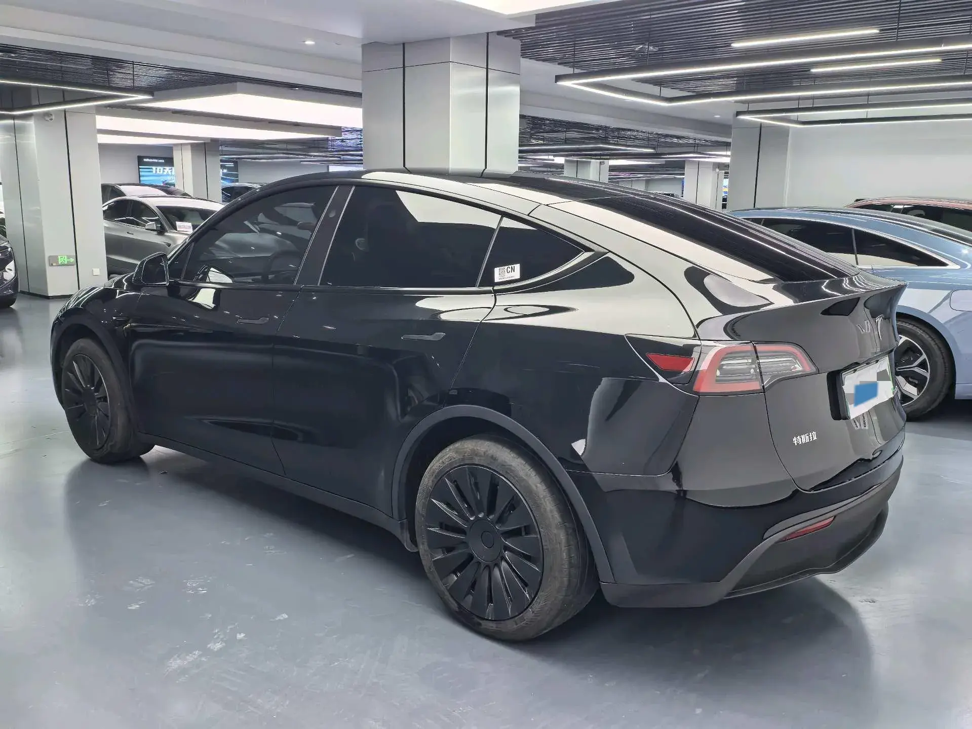 2024 TESLA MODEL thumbnail 3