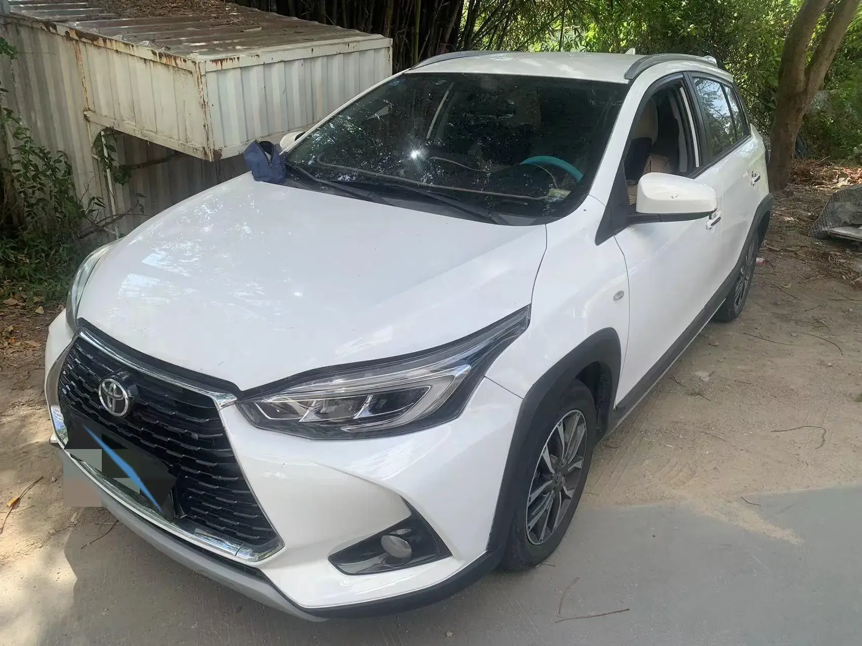 2020 TOYOTA YARIS view 1