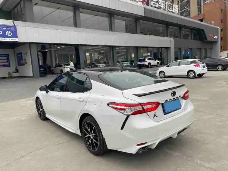 2021 TOYOTA CAMRY thumbnail 4
