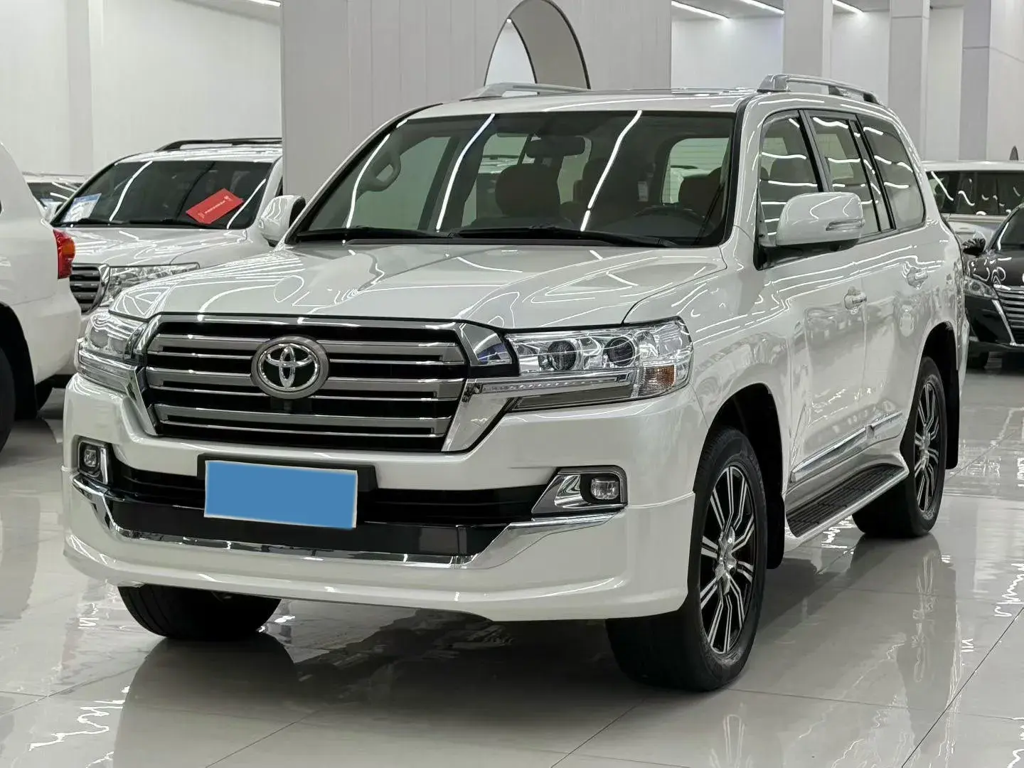 2019 CHEVROLET TRAX view 1