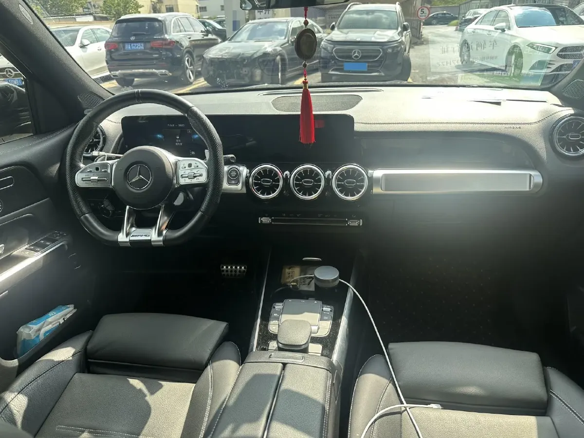 2023 Mercedes-Benz GLB AMG 2.0T 306HP L4 8DCT,autocango,china used car exporter,china ev exporter,chinese used car exporter,chinese used ev exporter
