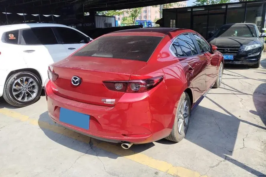 2020 MAZDA 3 thumbnail 2