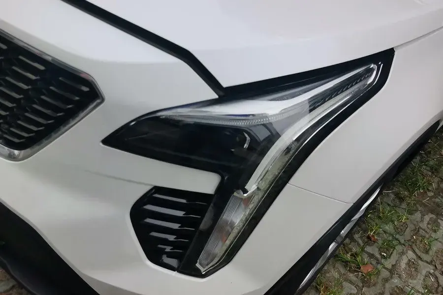 2021 CADILLAC XT4 thumbnail 3