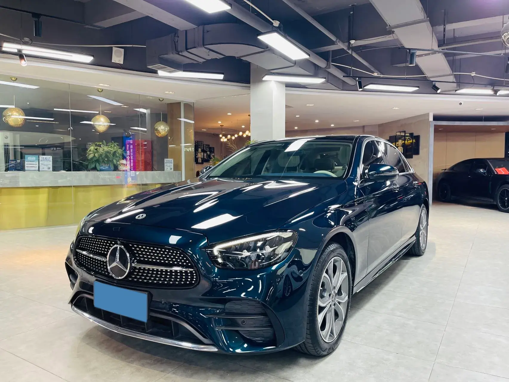 2022 MERCEDES-BENZ E view 1