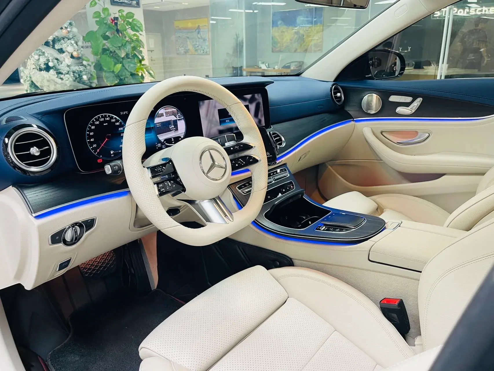 2022 MERCEDES-BENZ E thumbnail 4