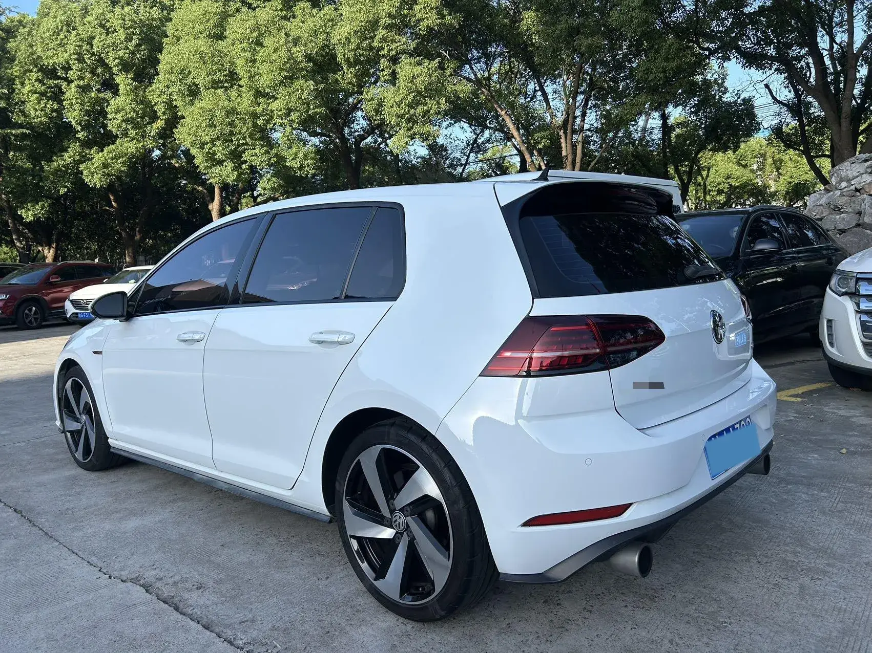 2018 VOLKSWAGEN GOLFGTI thumbnail 4