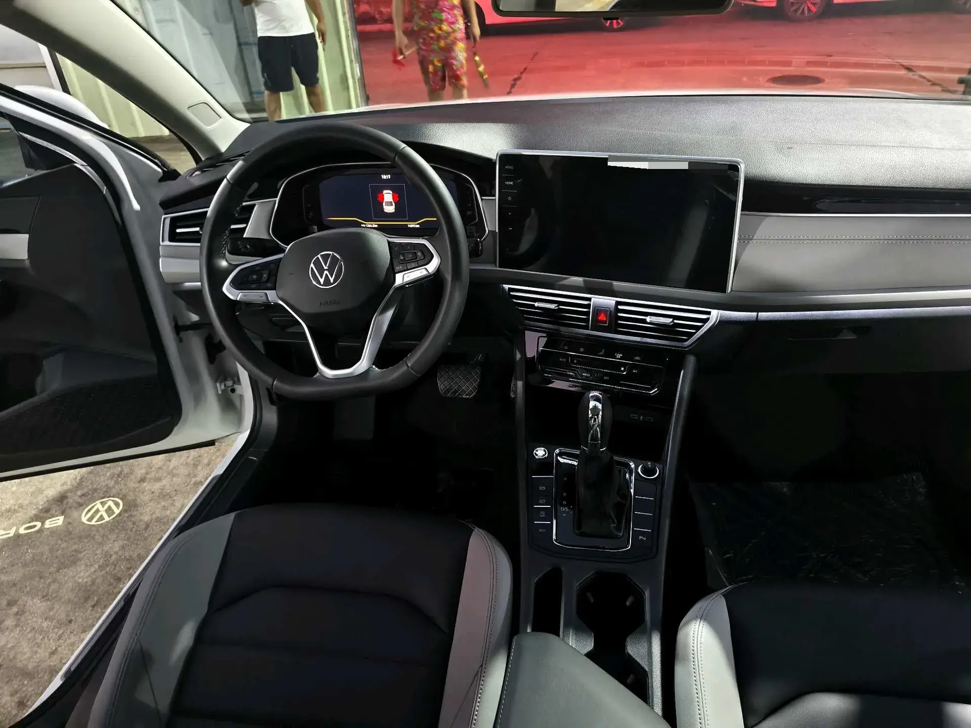 2023 VOLKSWAGEN BORA thumbnail 3