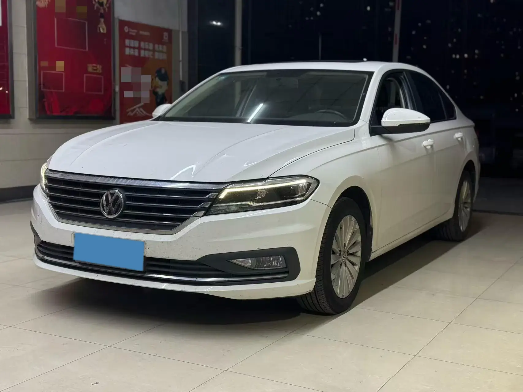 2019 VOLKSWAGEN LAVIDA view 1