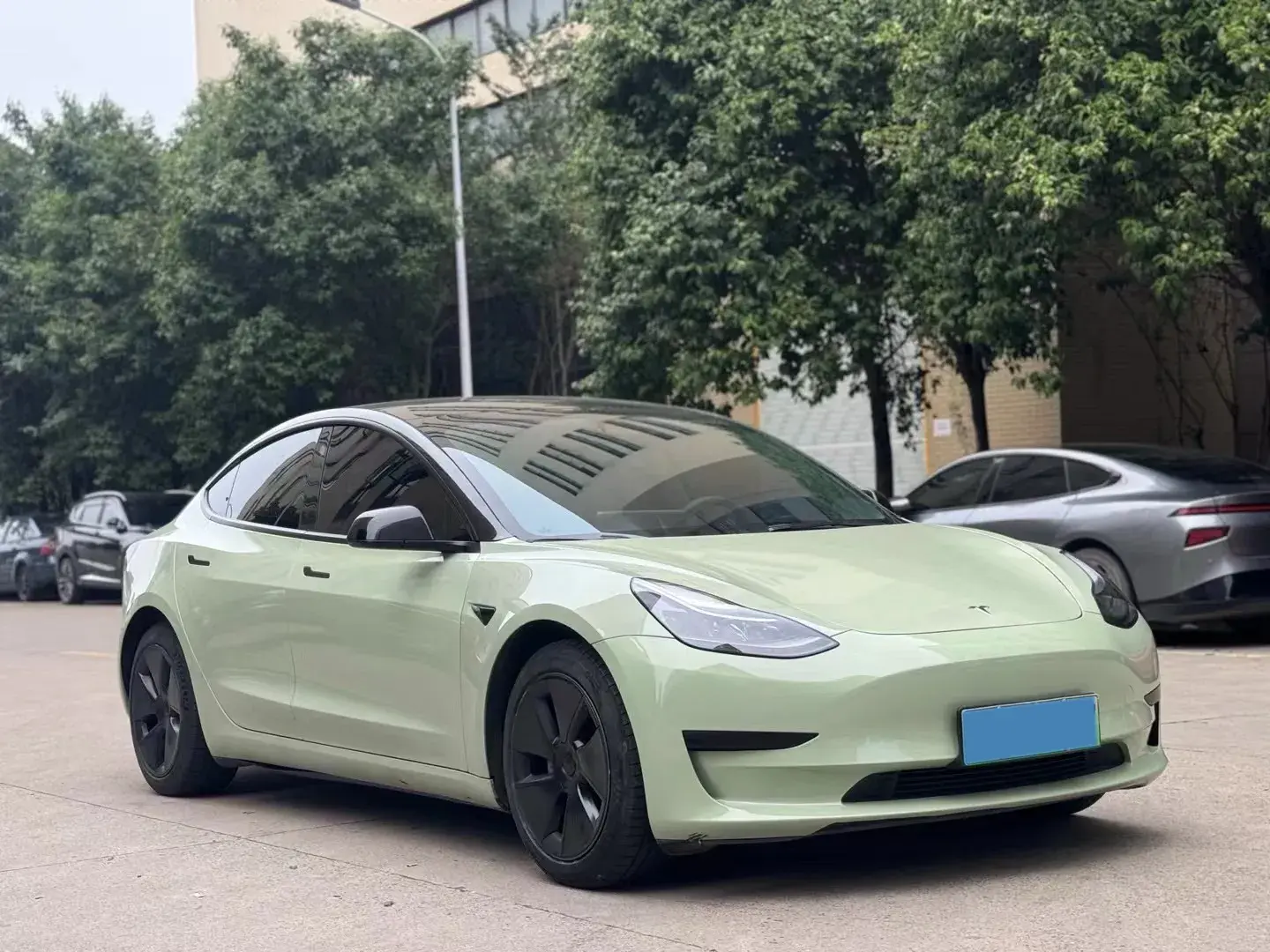 2021 TESLA MODEL thumbnail 2