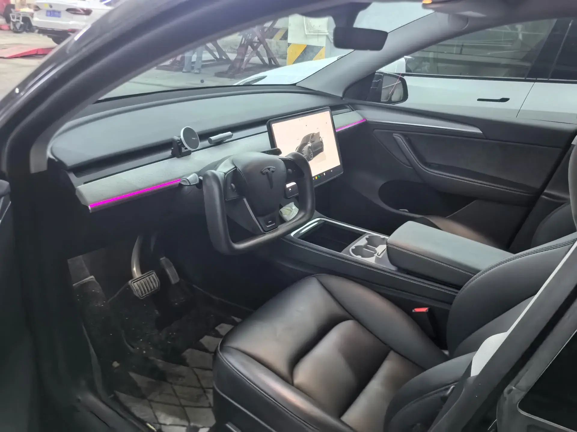 2023 TESLA MODEL thumbnail 2