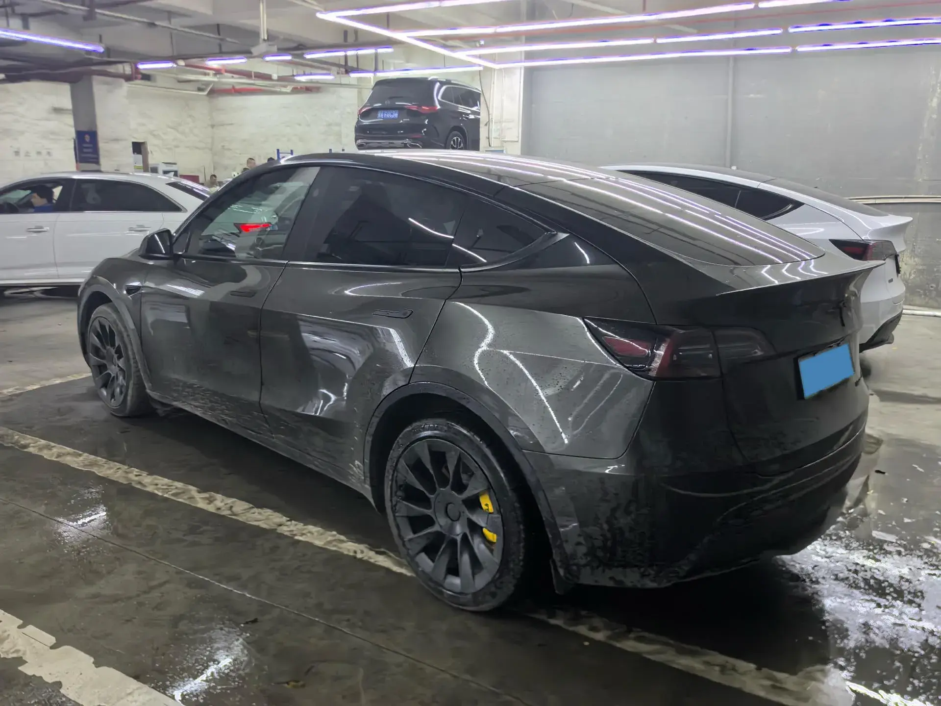 2023 TESLA MODEL thumbnail 3