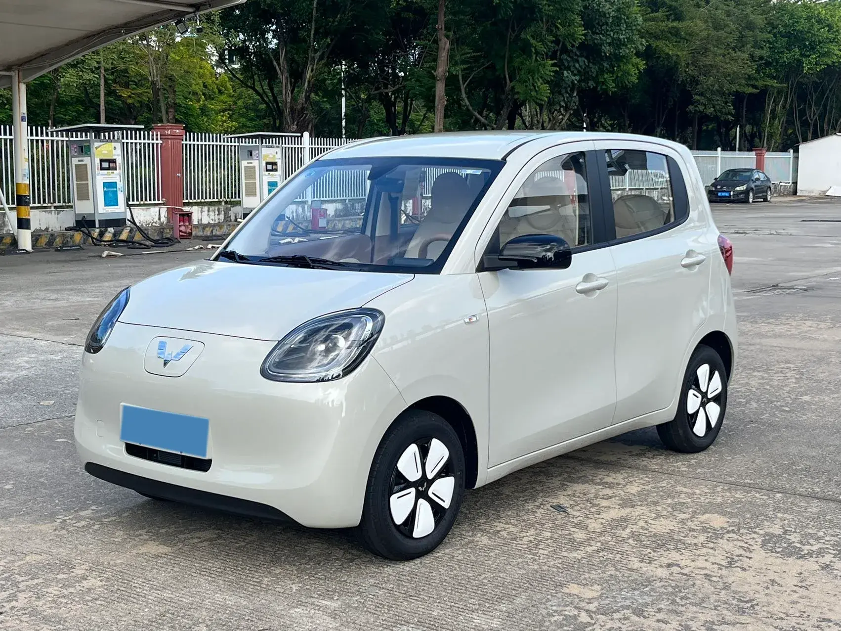 2025 WULING HONGGUANG view 1