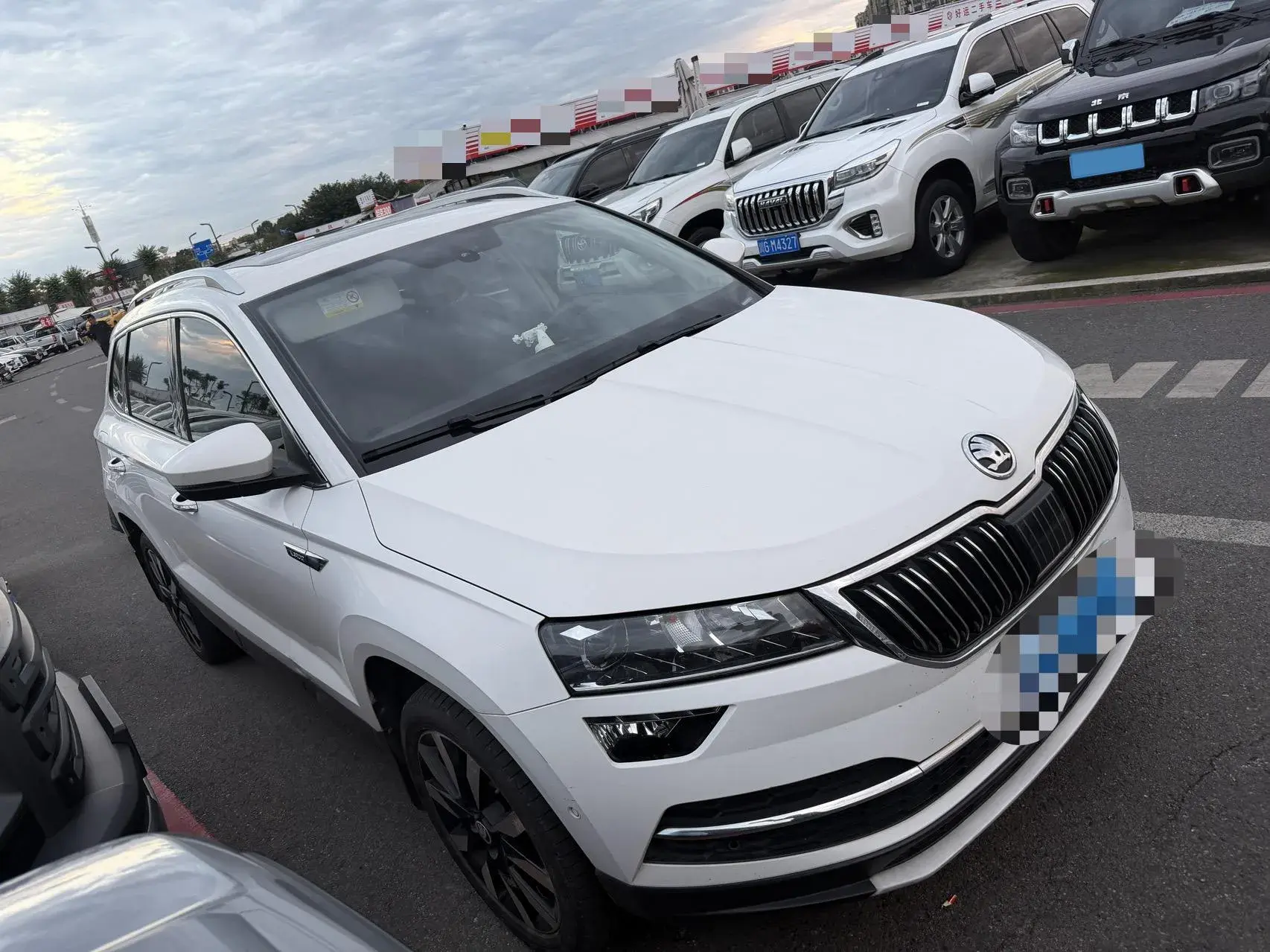 2021 SKODA KAROQ thumbnail 3