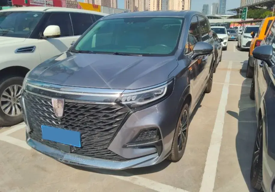 2022 ROEWE IMAX8 view 1