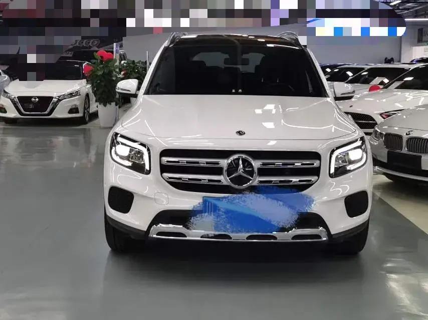 2022 MERCEDES-BENZ GLB thumbnail 3