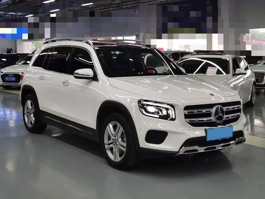 2022 MERCEDES-BENZ GLB thumbnail 2