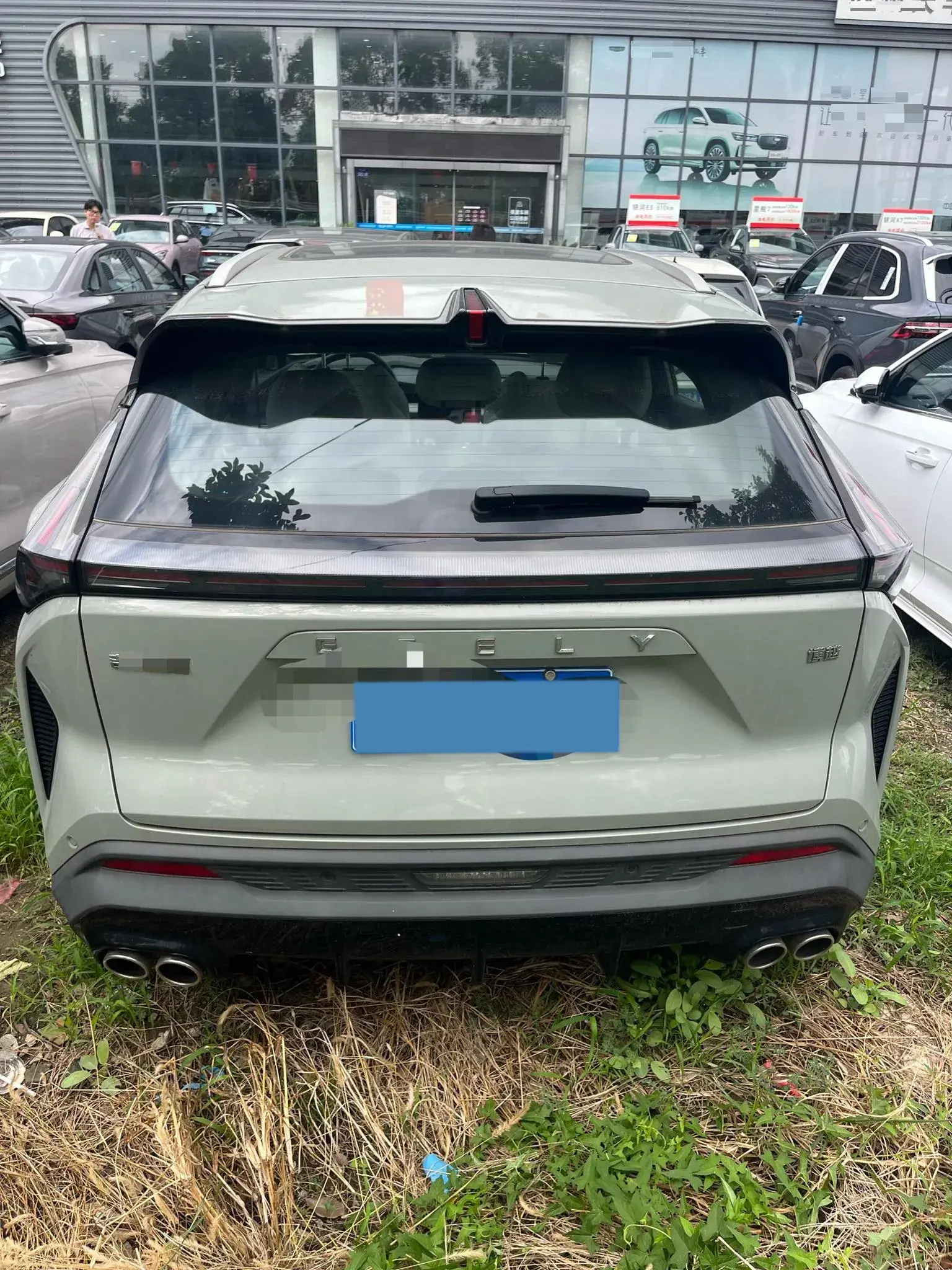 2023 GEELY AZKARRA thumbnail 3