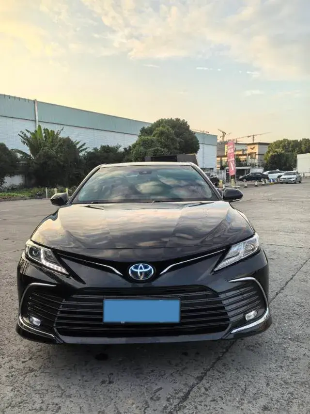 2023 TOYOTA CAMRY thumbnail 2