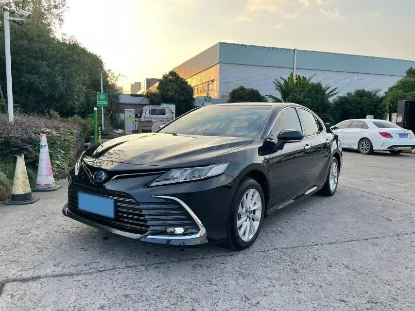 2023 TOYOTA CAMRY view 1