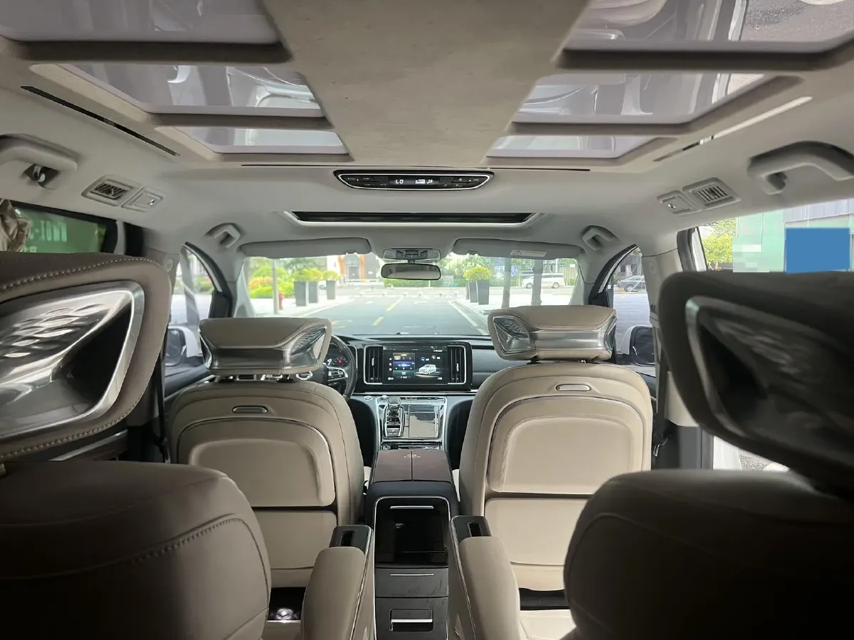 2021 GAC Trumpchi M8 2.0T 252HP L4 8AT,autocango,china used car exporter,china ev exporter,chinese used car exporter,chinese used ev exporter