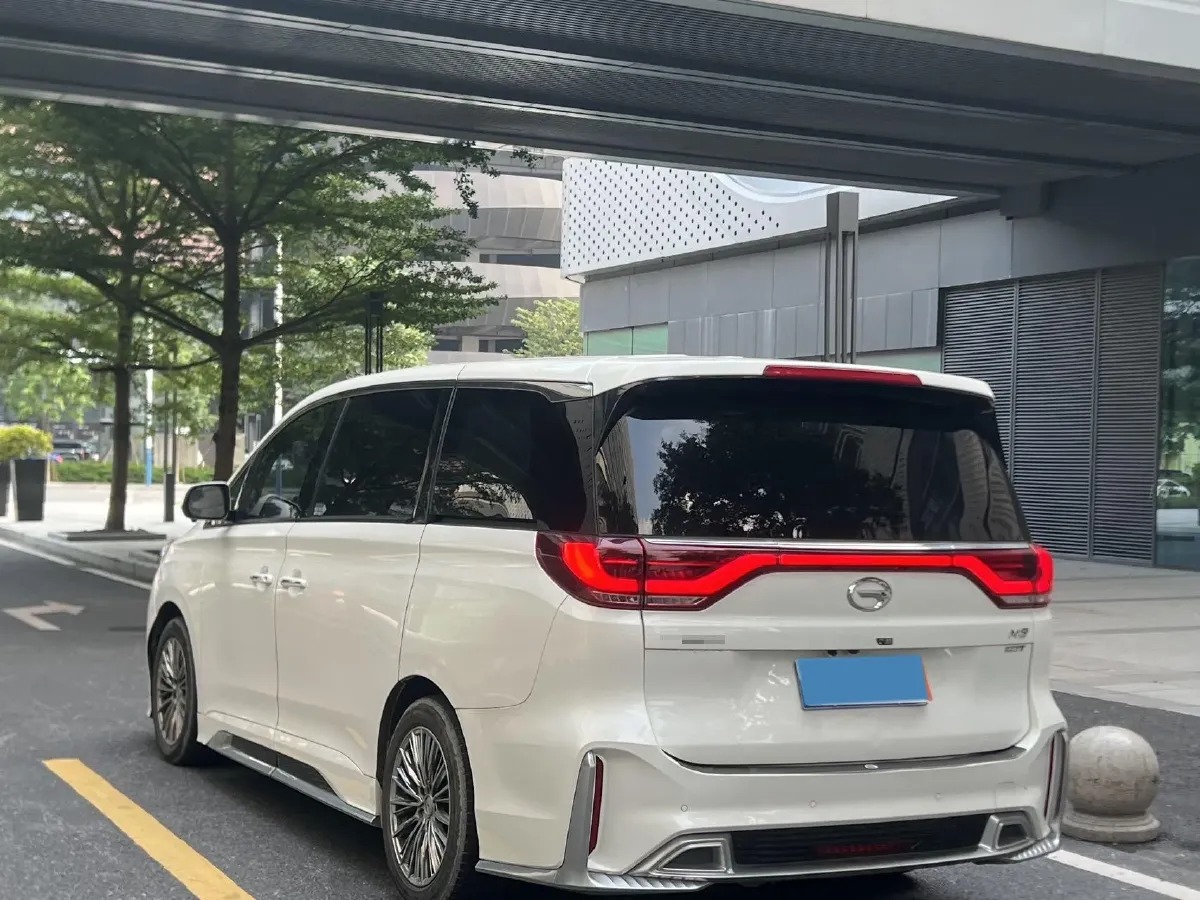 2021 GAC Trumpchi M8 2.0T 252HP L4 8AT,autocango,china used car exporter,china ev exporter,chinese used car exporter,chinese used ev exporter