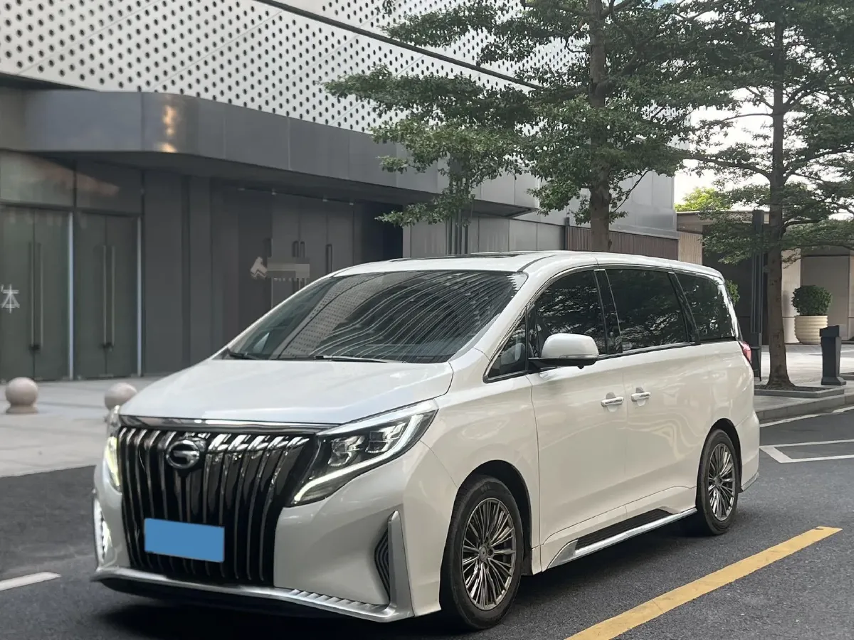 2021 GAC Trumpchi M8 2.0T 252HP L4 8AT,autocango,china used car exporter,china ev exporter,chinese used car exporter,chinese used ev exporter