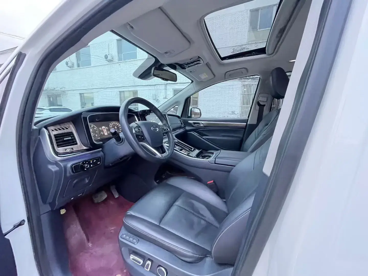 2021 GAC TRUMPCHI thumbnail 4