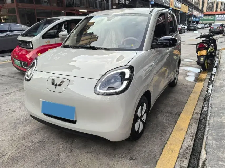 2025 WULING HONGGUANG view 1