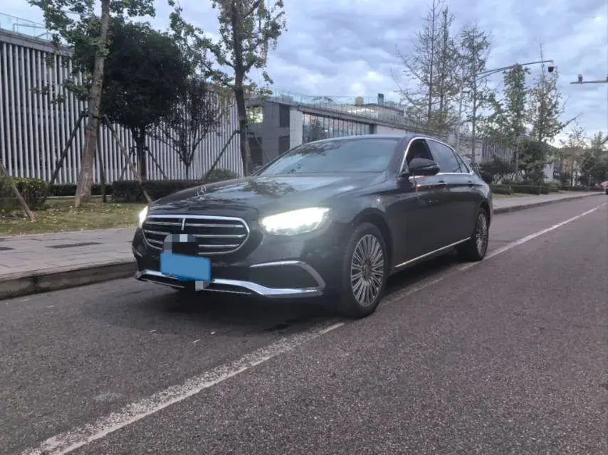 2022 MERCEDES-BENZ E view 1