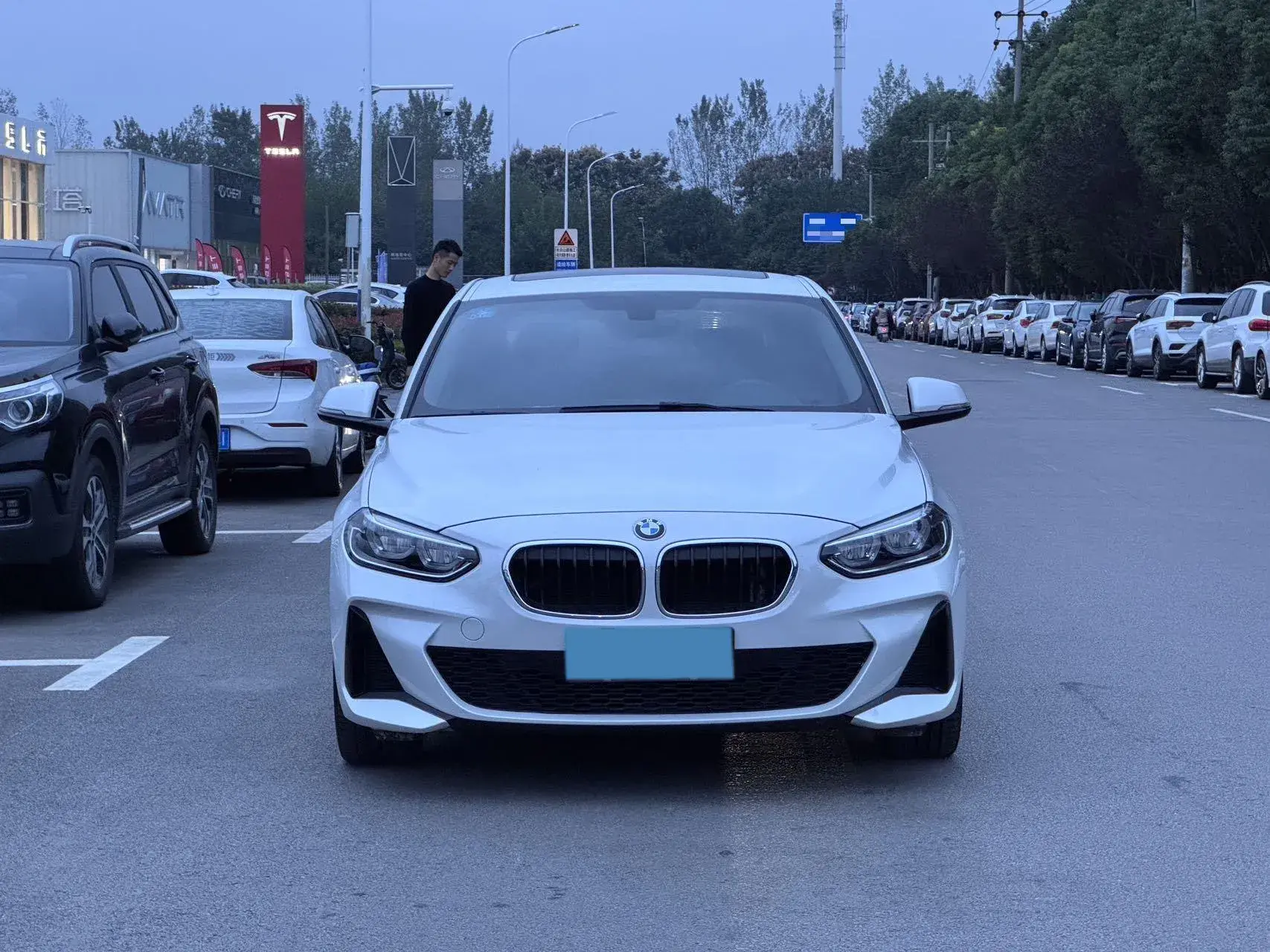 2020 BMW 1 thumbnail 2