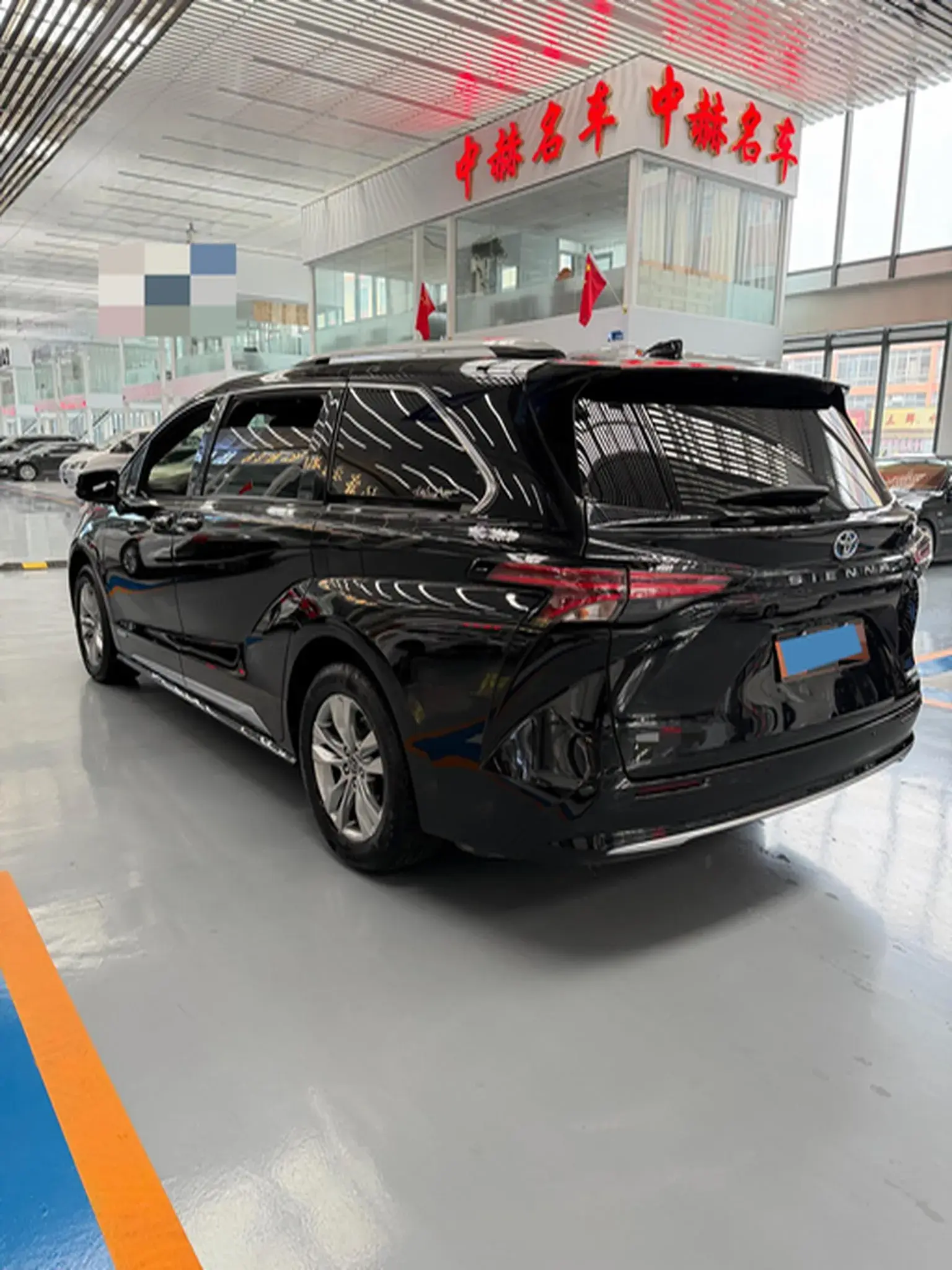 2021 TOYOTA SIENNA thumbnail 4