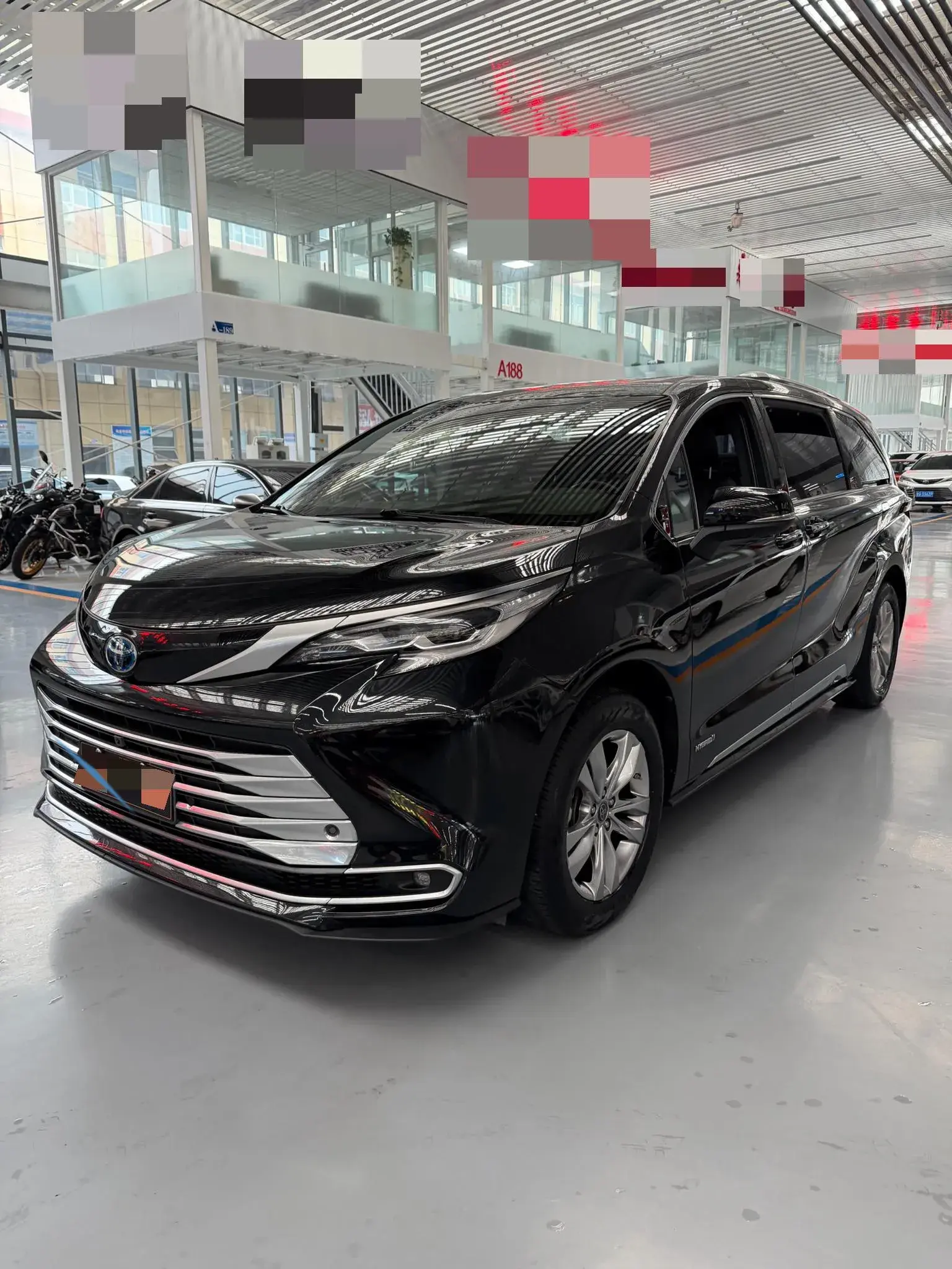 2021 TOYOTA SIENNA view 1