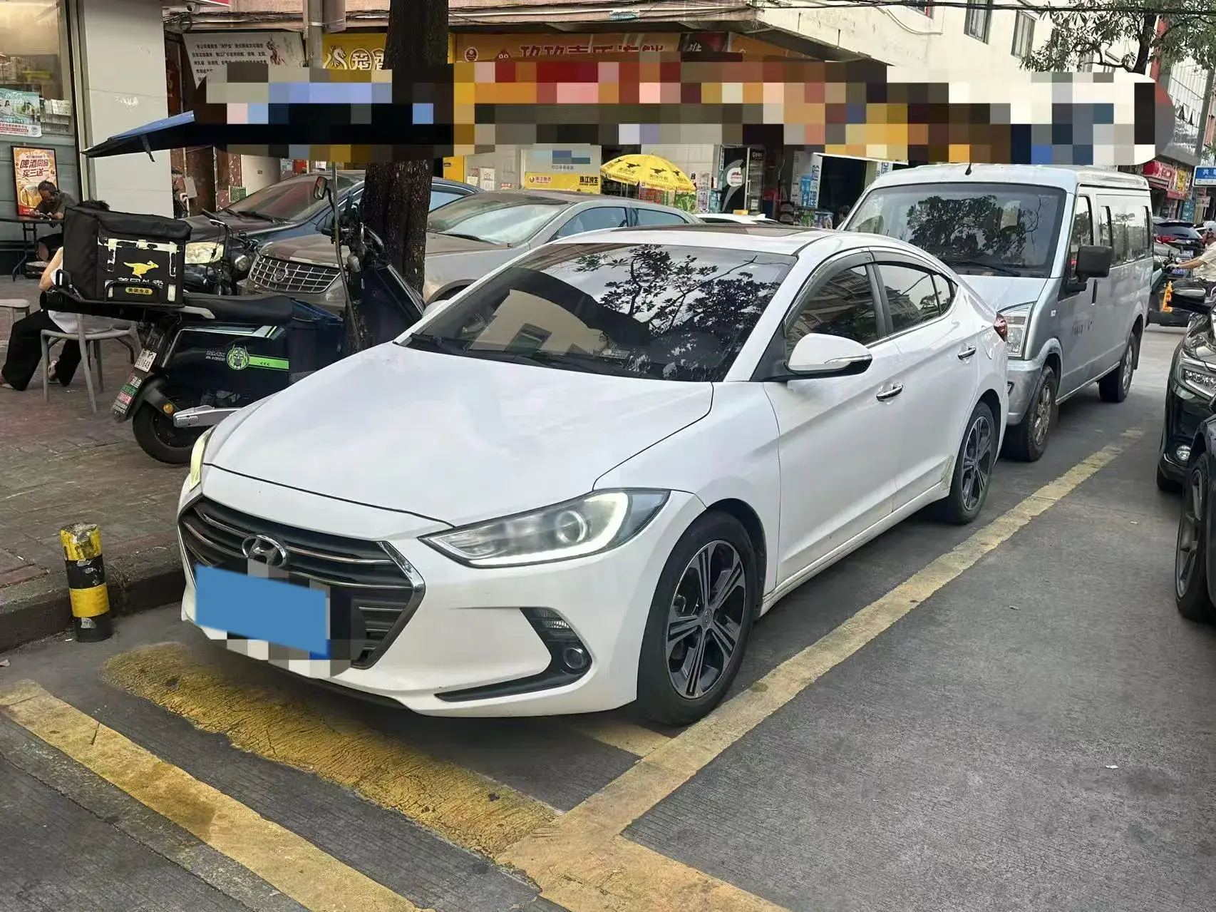 2018 HYUNDAI ELANTRA view 1