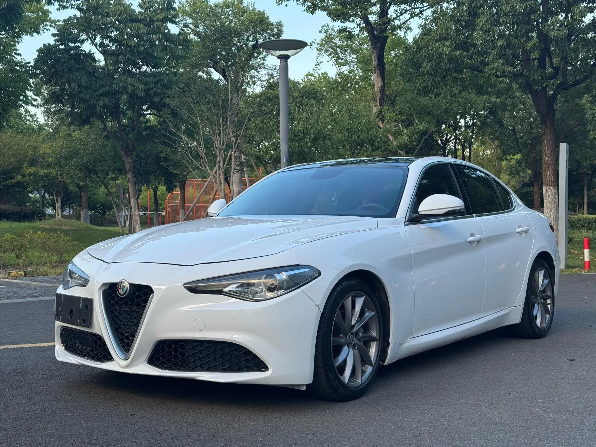 2017 ALFA ROMEO view 1