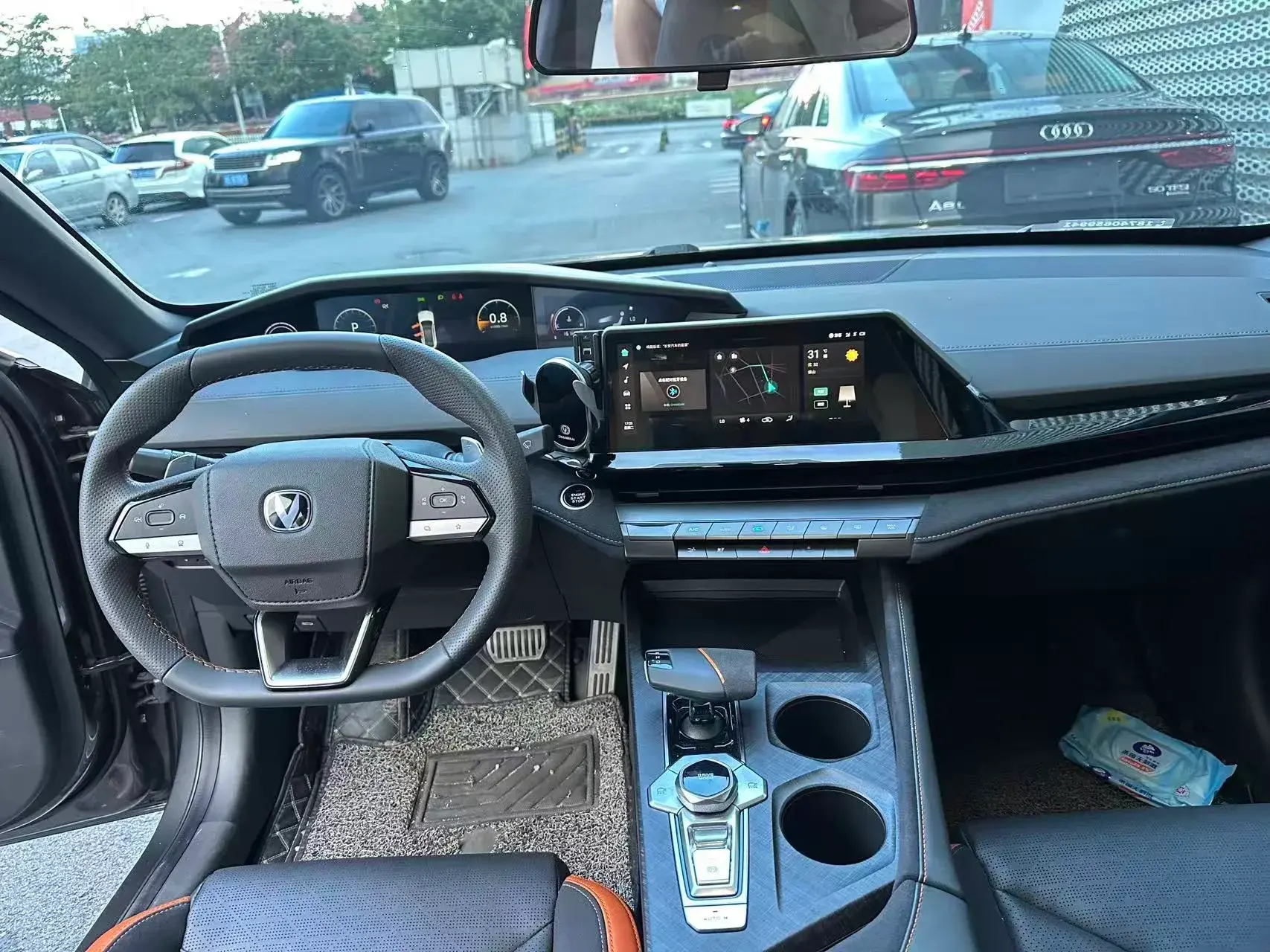 2022 CHANGAN UNI-V thumbnail 2