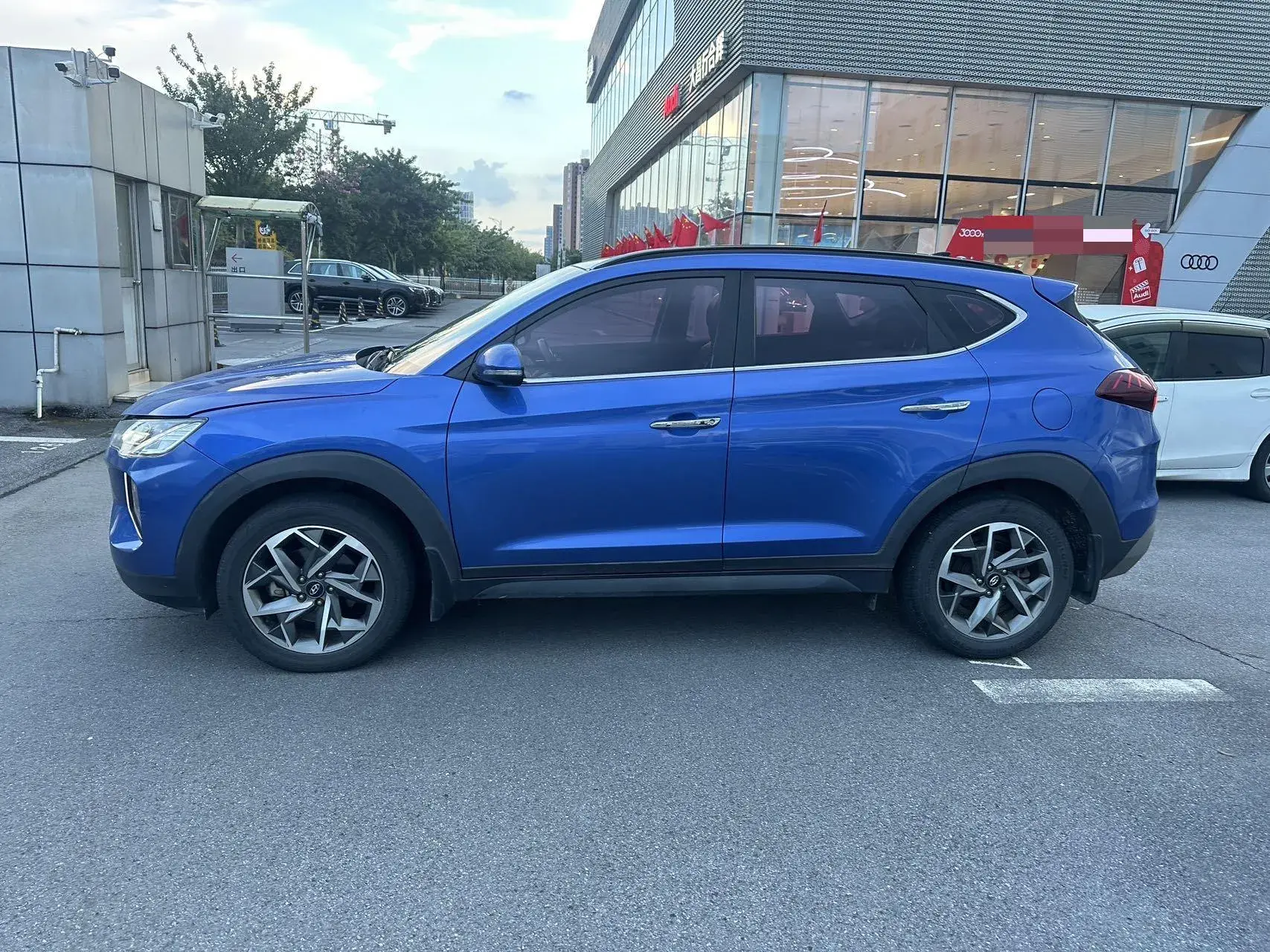 2019 HYUNDAI TUCSON thumbnail 2