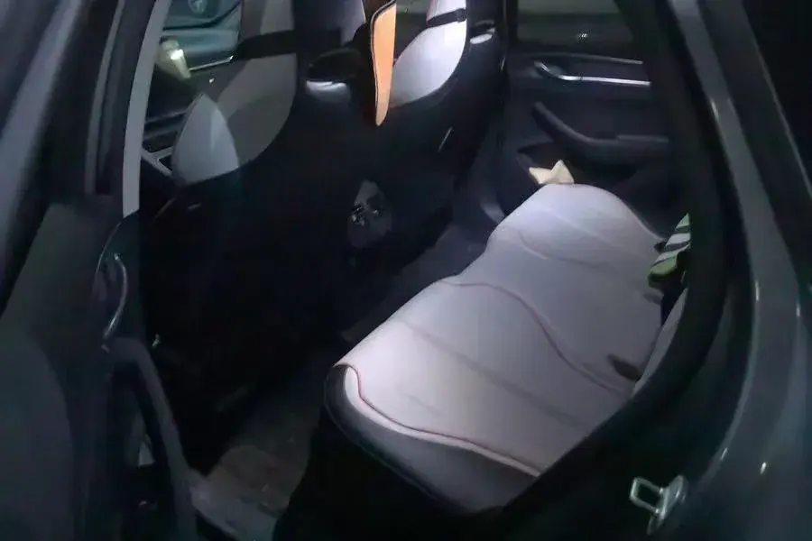 2022 BYD DESTROYER thumbnail 3