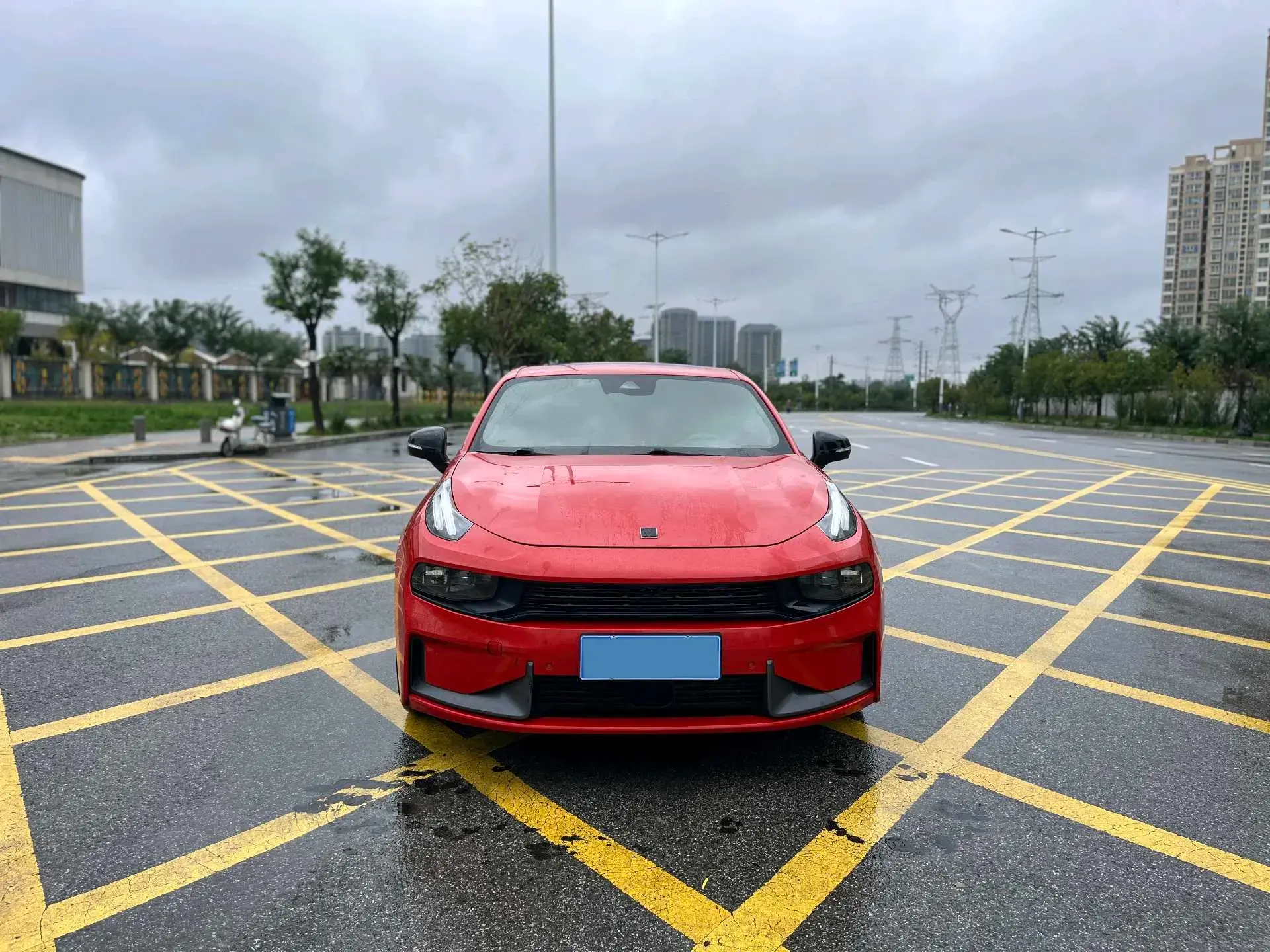 2019 LYNK&CO 03 thumbnail 2