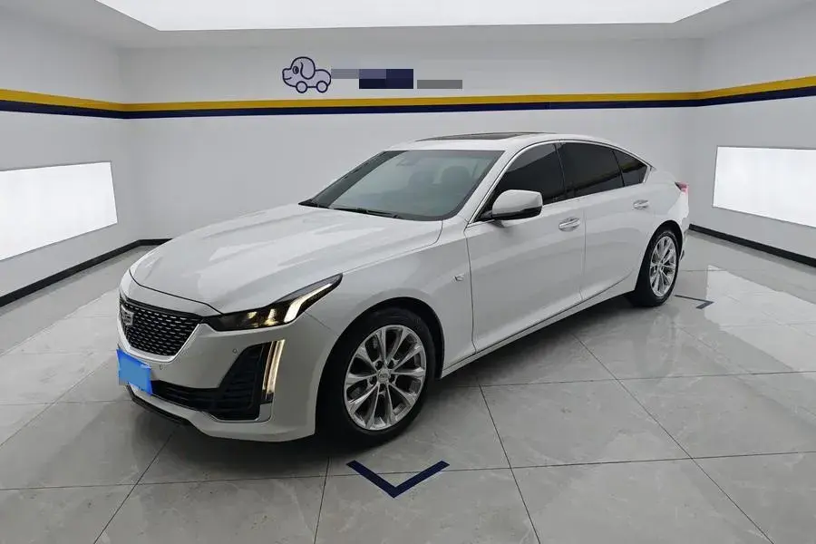 2021 CADILLAC CT5 view 1