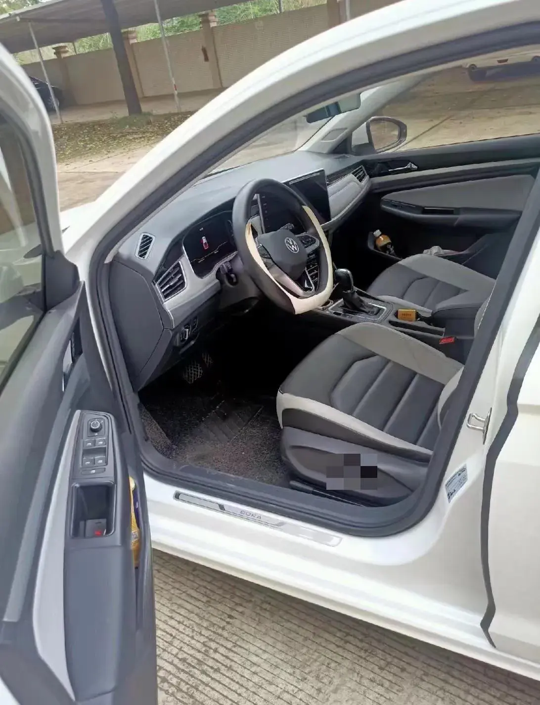 2023 VOLKSWAGEN BORA thumbnail 3